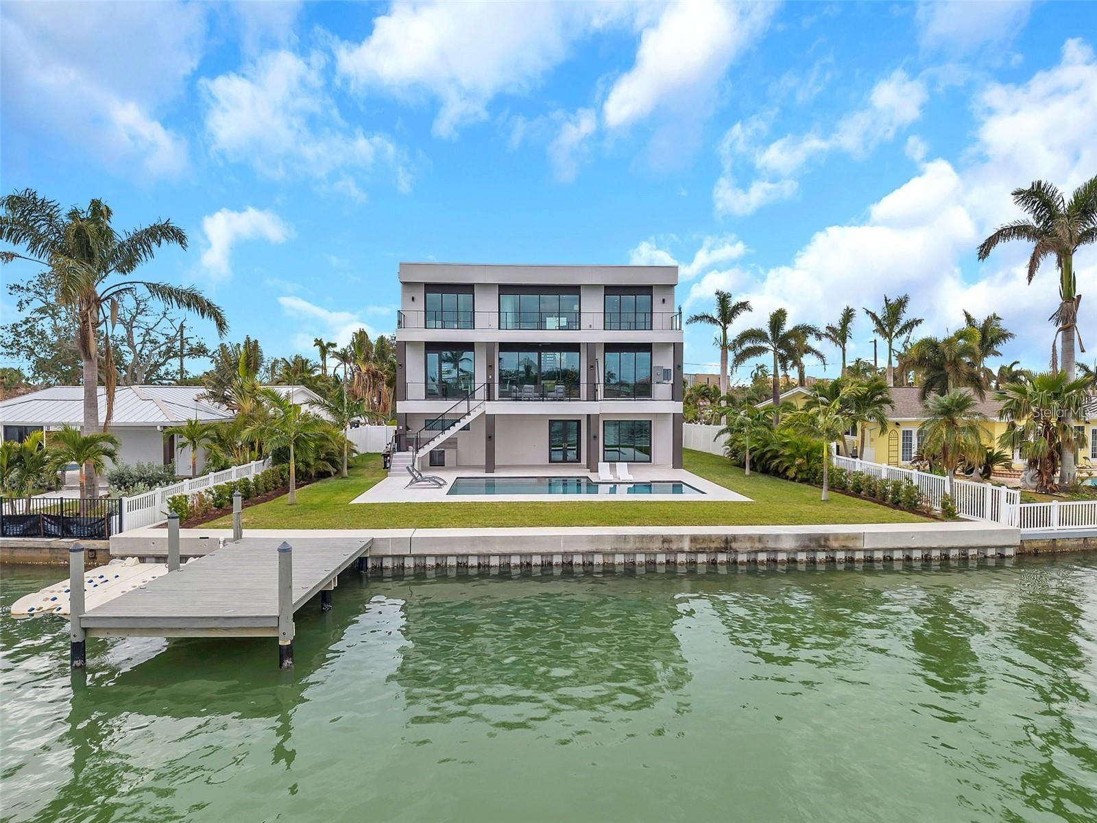 C7517469 Property Photo