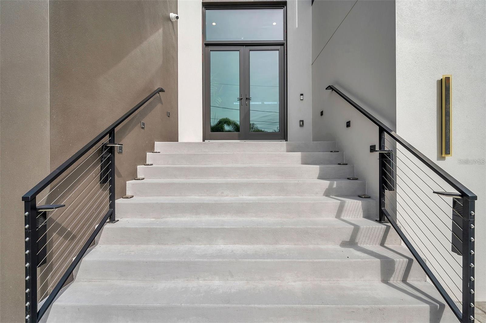 C7517469 Property Photo