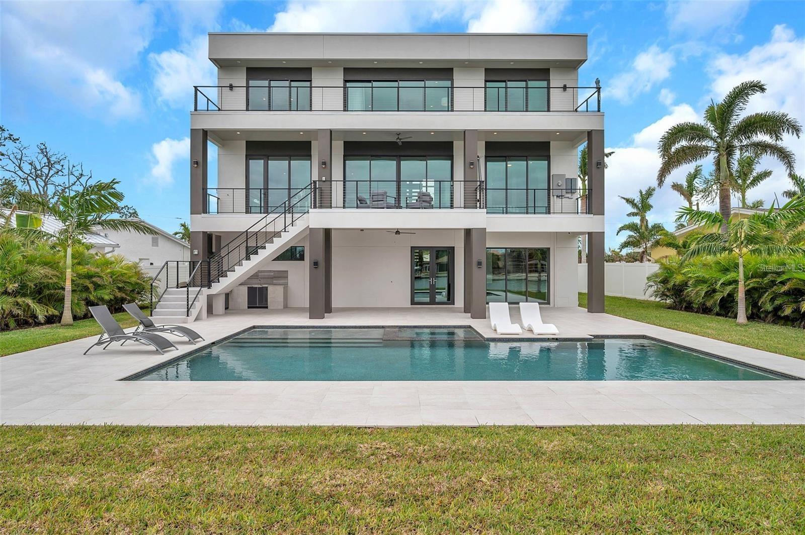 C7517469 Property Photo