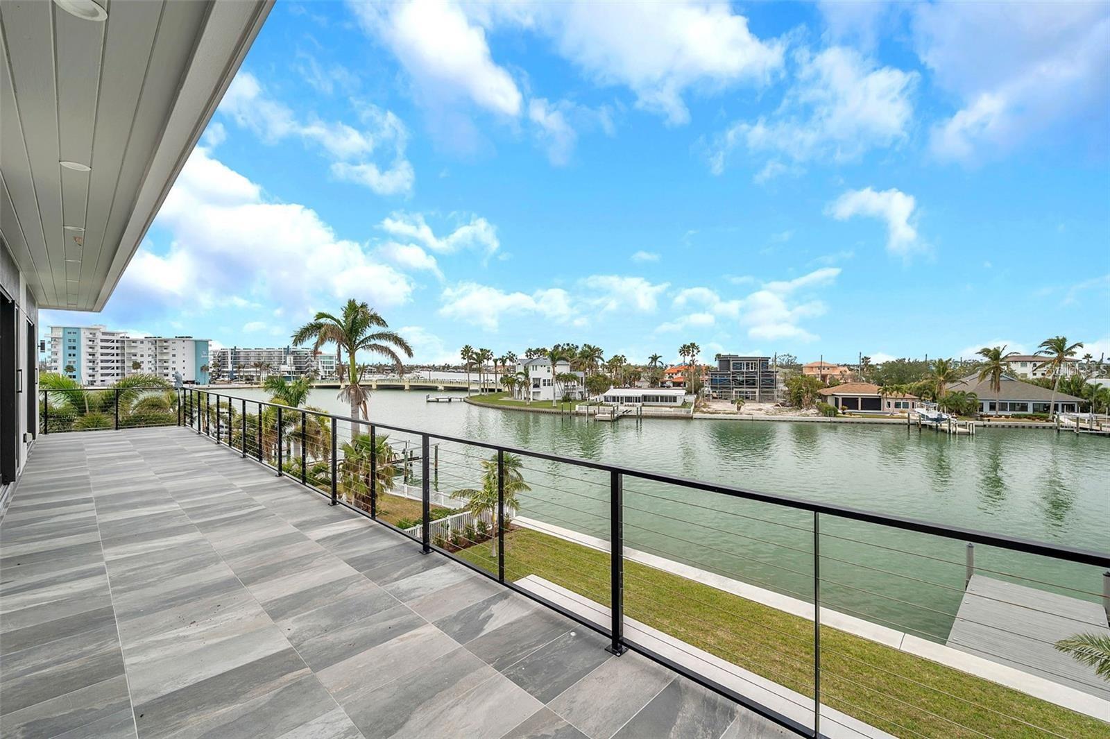 C7517469 Property Photo