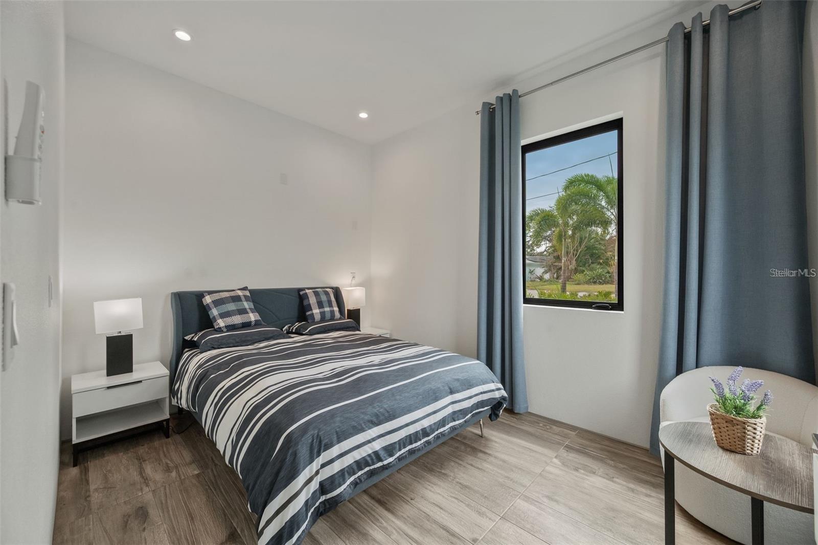 C7517469 Property Photo