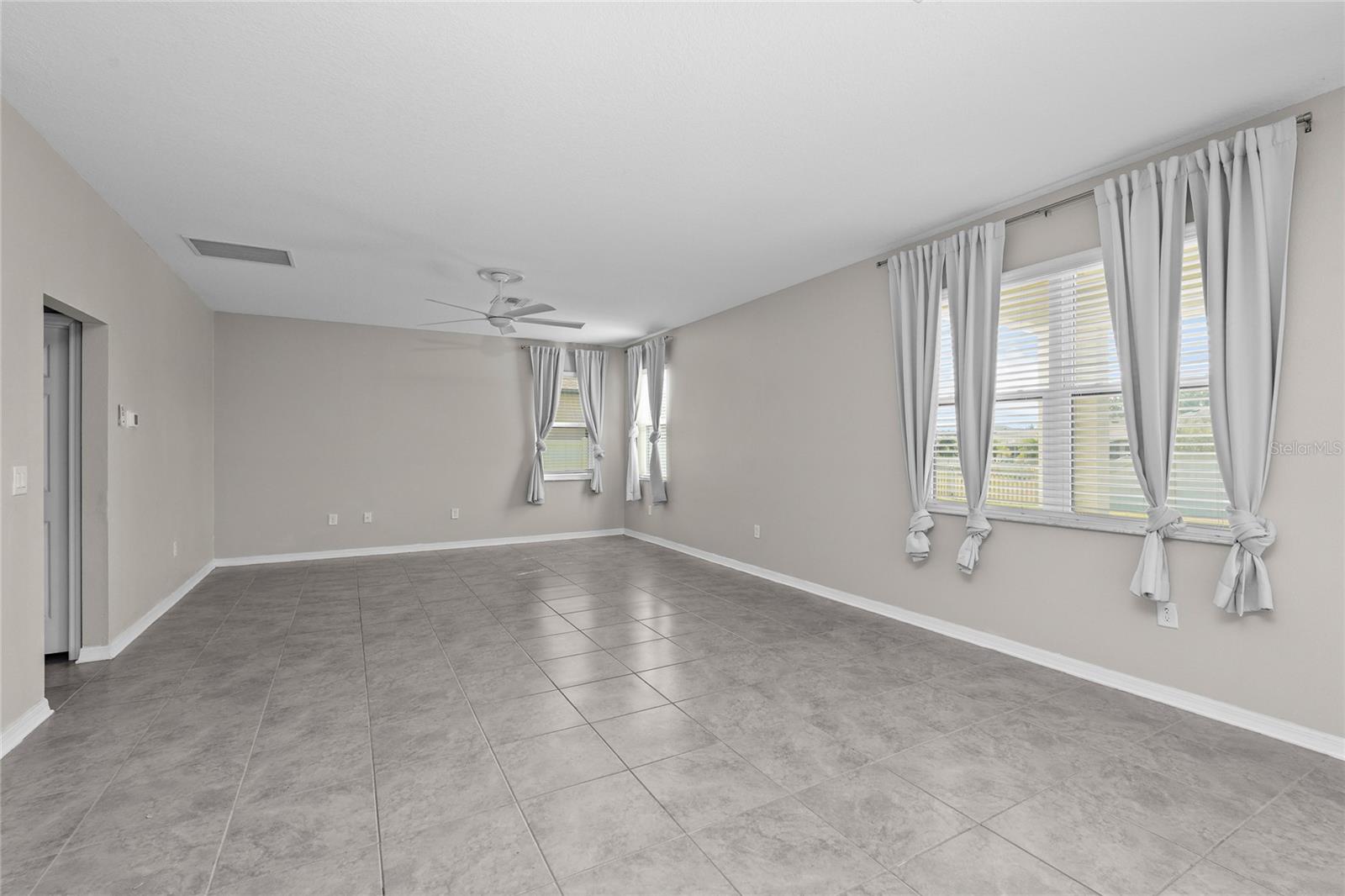 18576 OBREGAN DR, SPRING HILL, FL, 34610