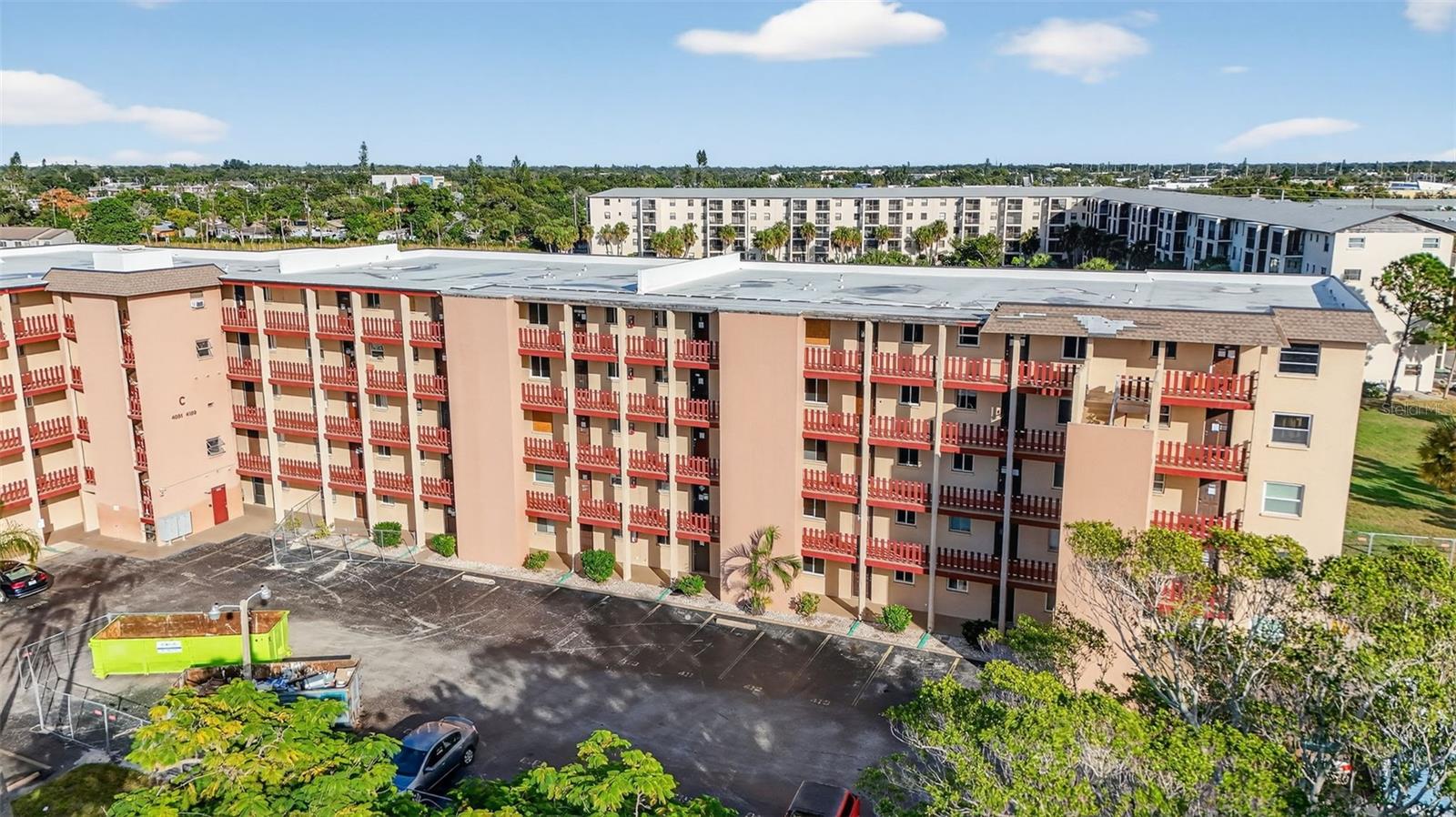 TB8446384 Property Photo