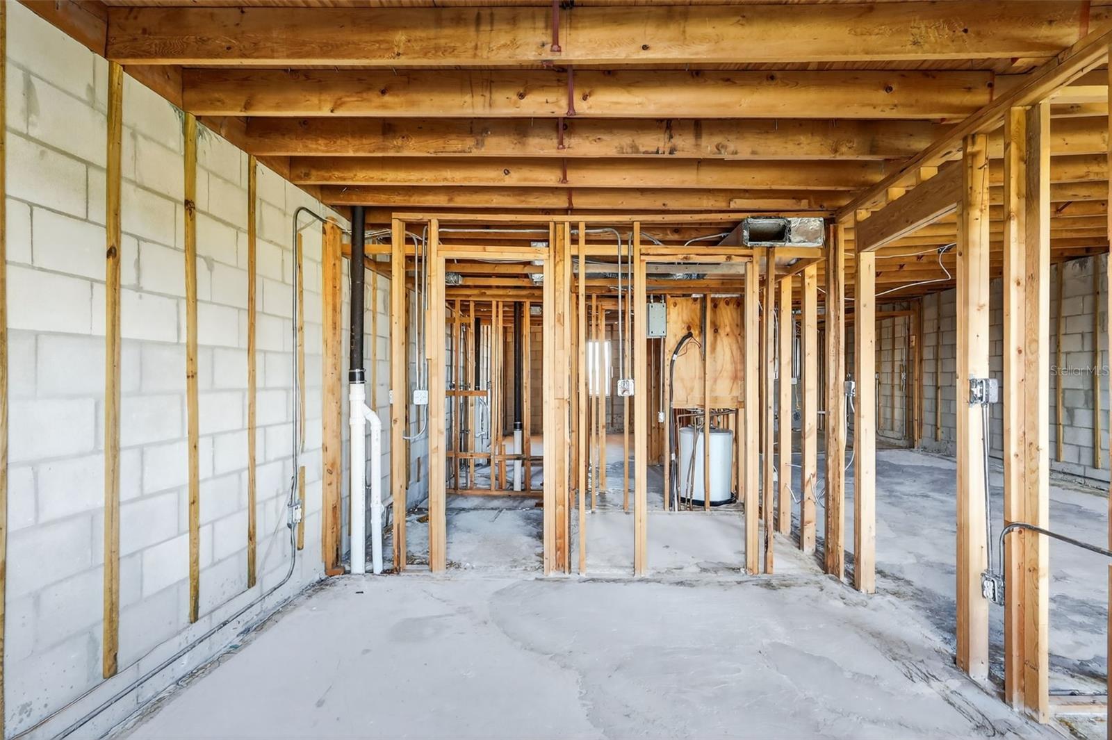 TB8446384 Property Photo