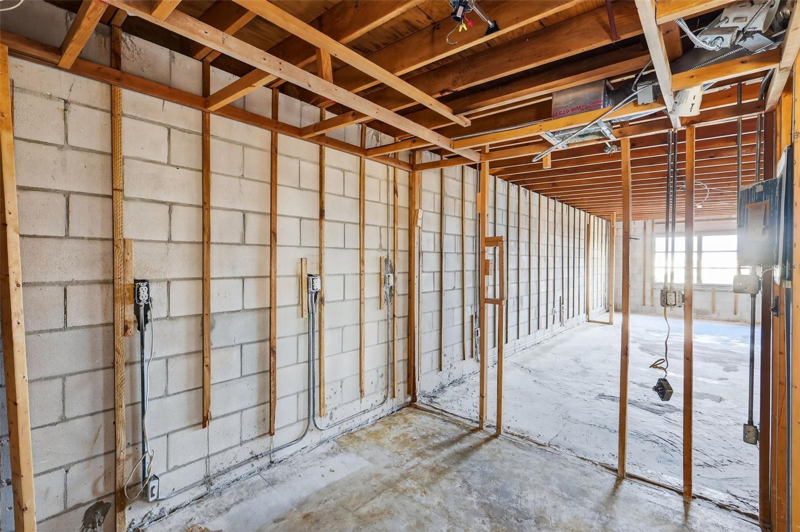 TB8446384 Property Photo