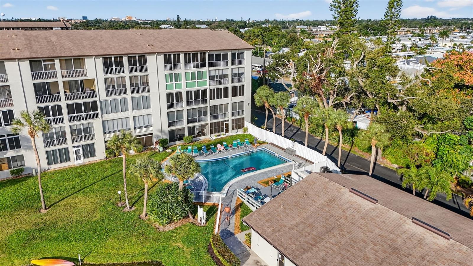 TB8446384 Property Photo