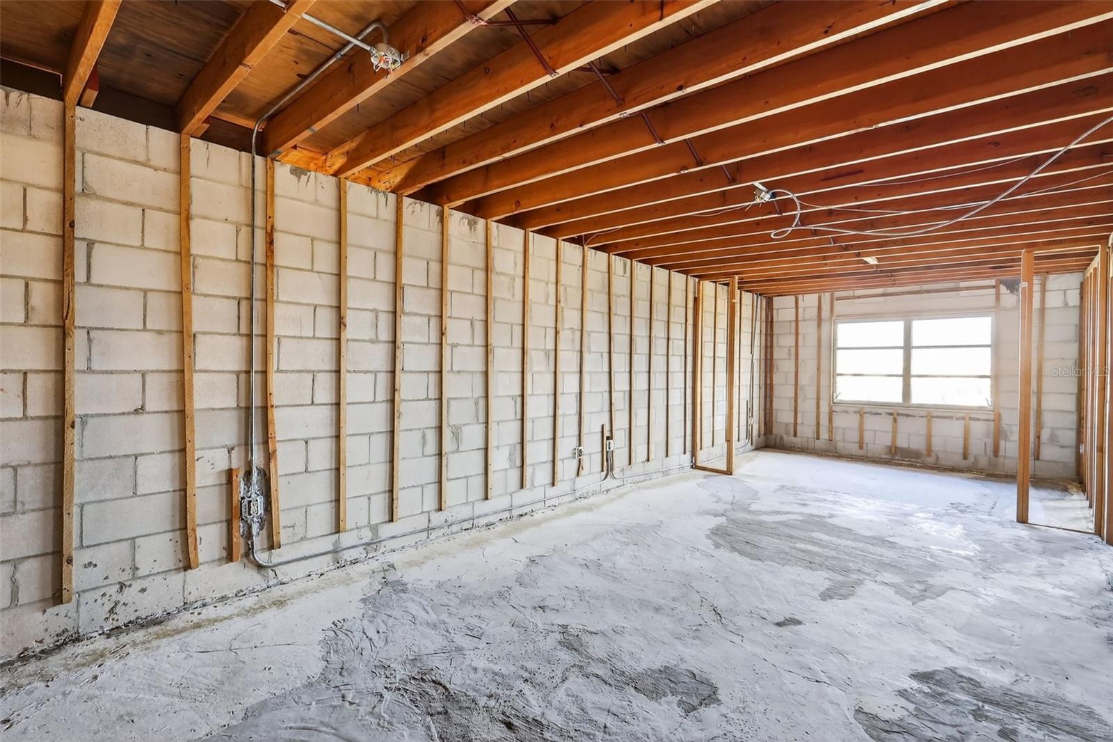 TB8446384 Property Photo