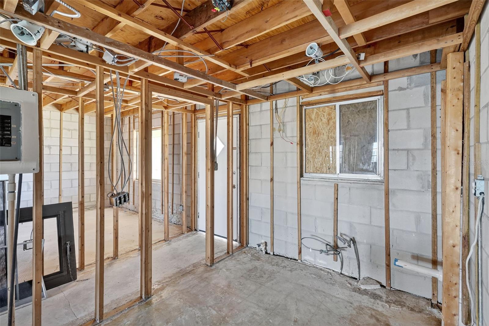 TB8446384 Property Photo