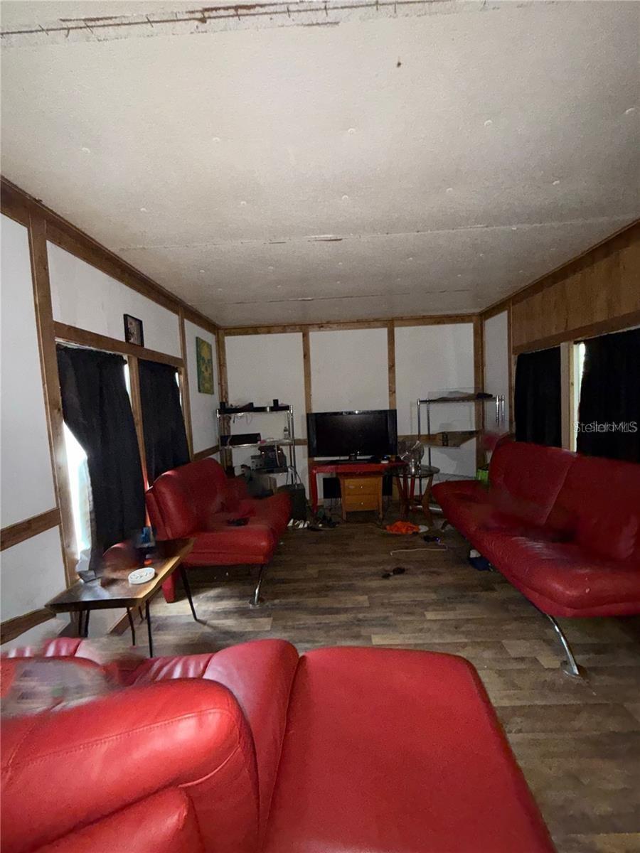 TB8446391 Property Photo