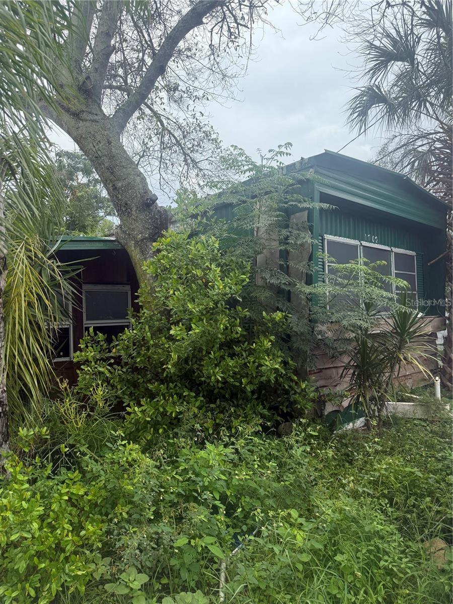 TB8446391 Property Photo