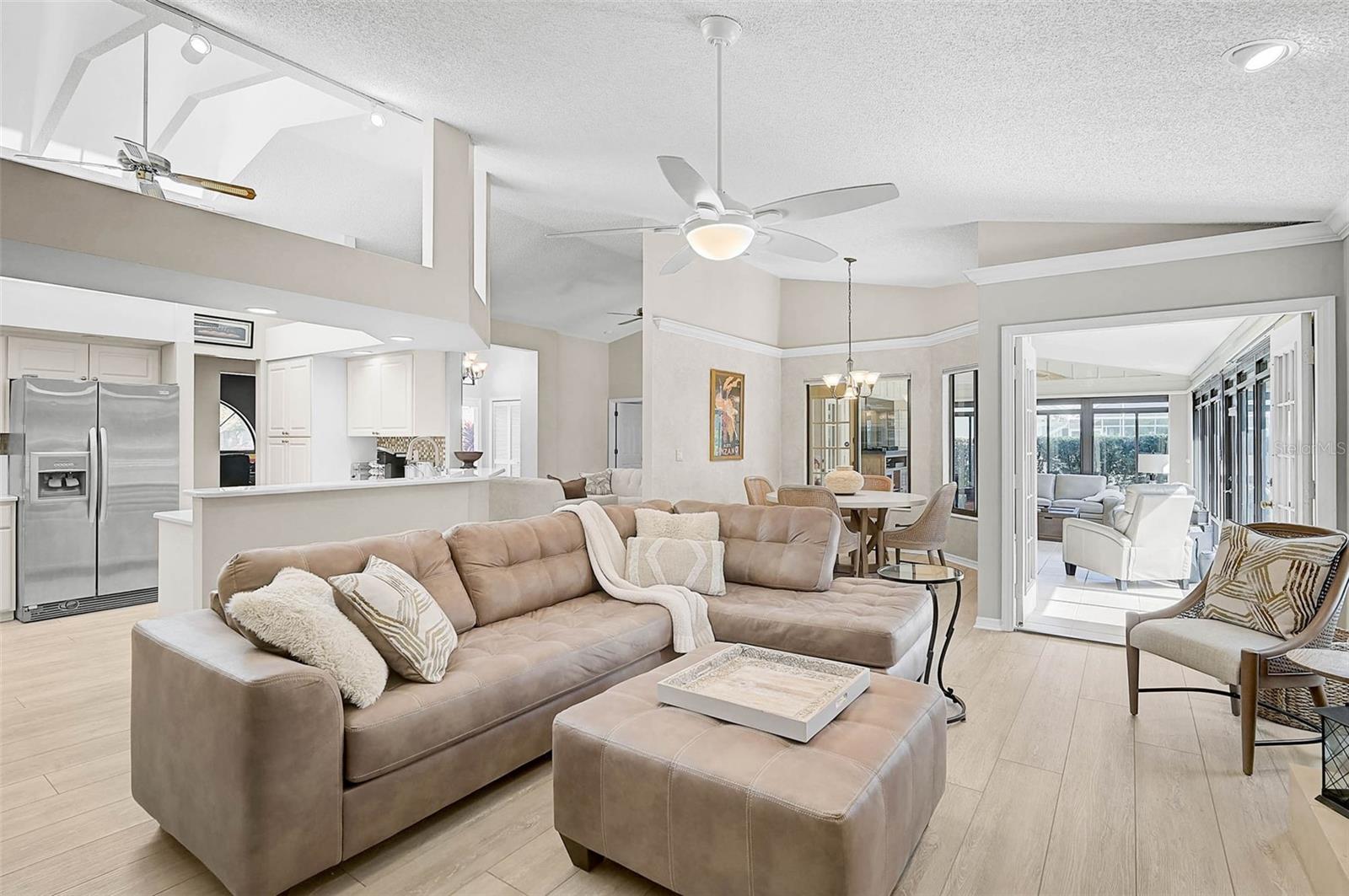 4312 PRO AM AVE E, BRADENTON, FL, 34203