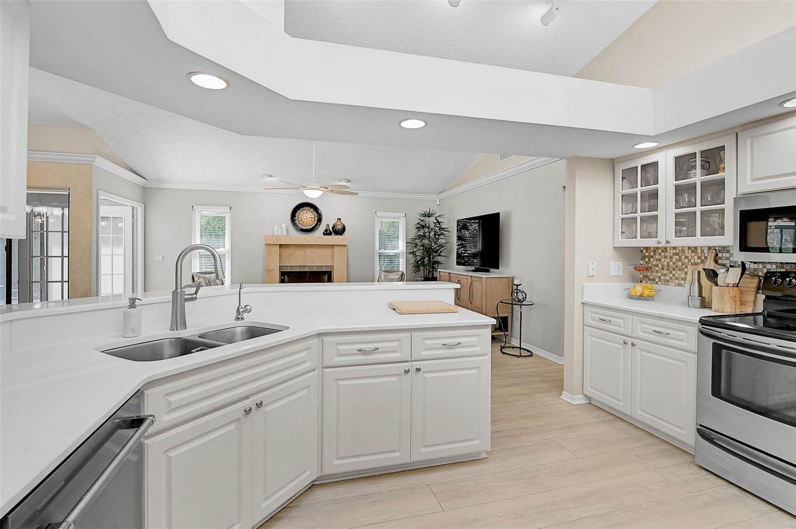 4312 PRO AM AVE E, BRADENTON, FL, 34203