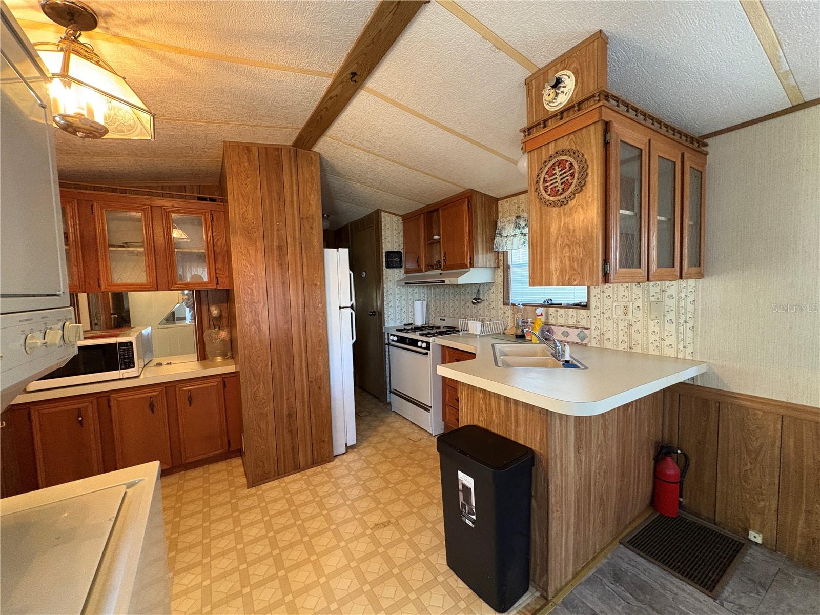 TB8446399 Property Photo