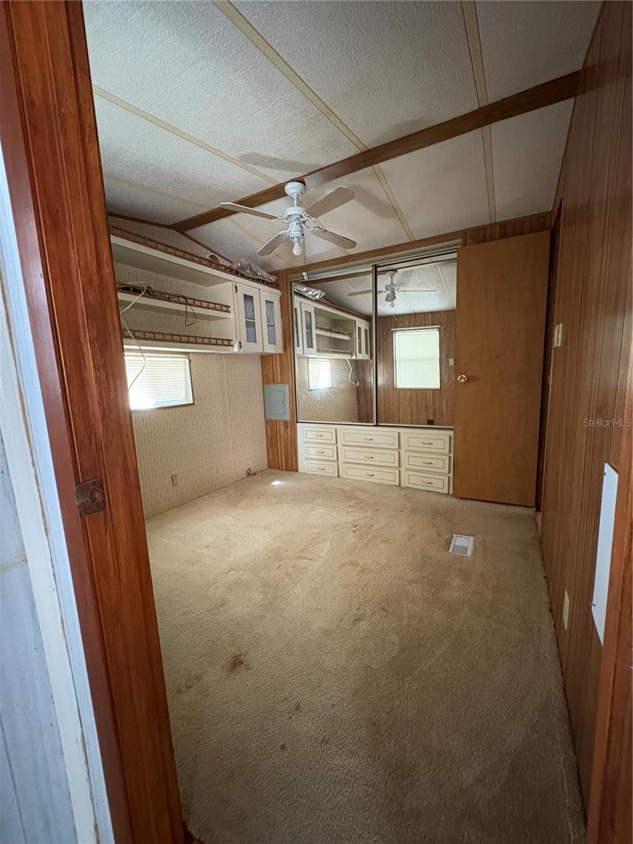 TB8446399 Property Photo