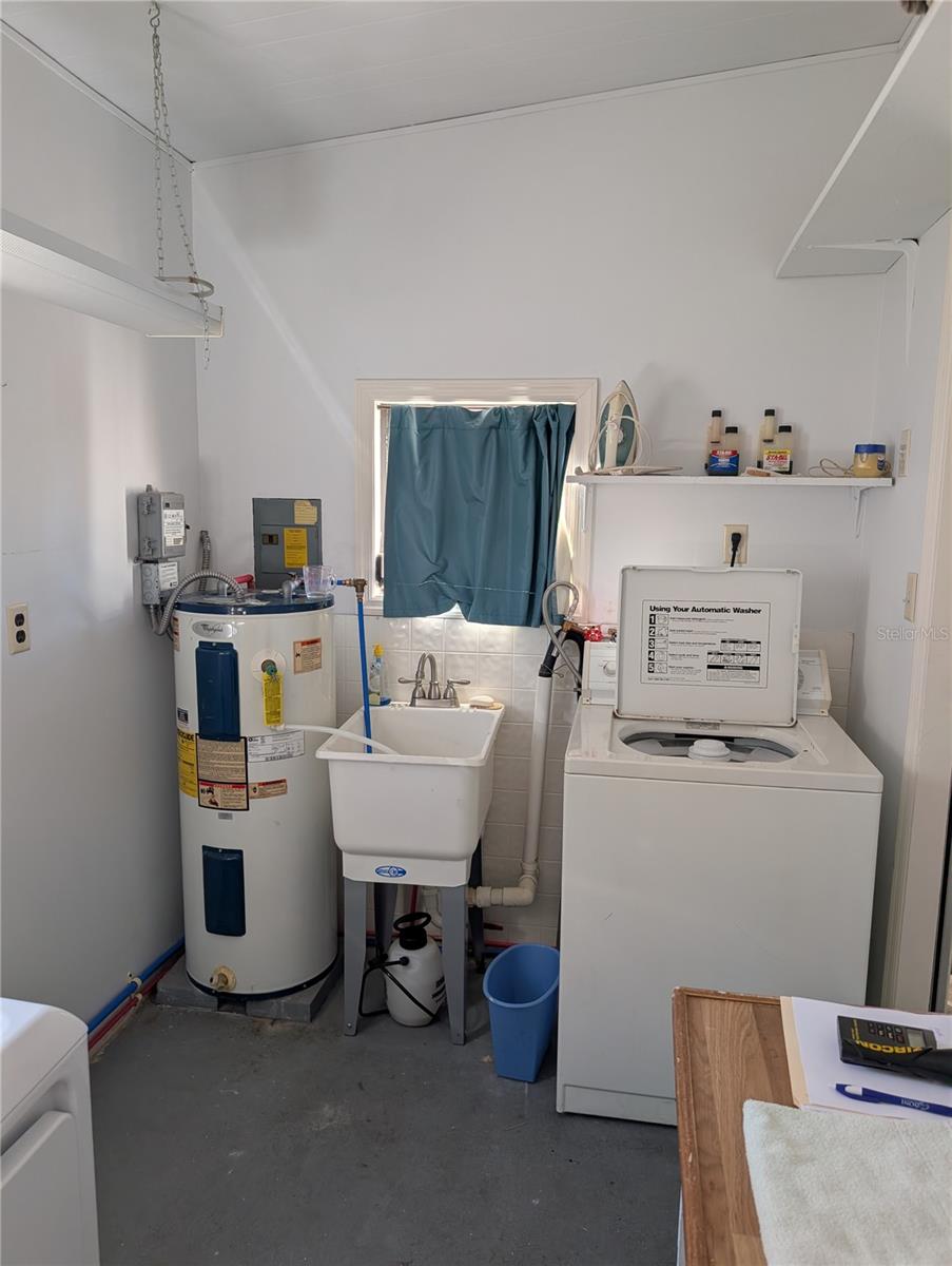 B4902101 Property Photo