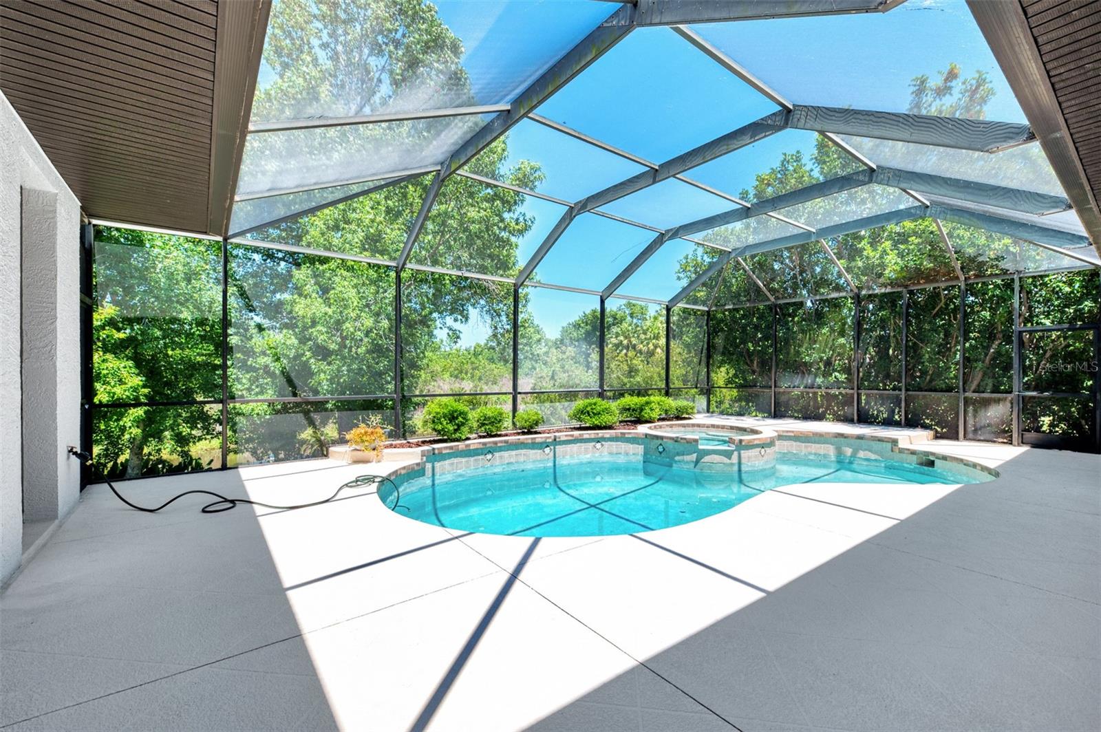 5684 EASTWIND DR, SARASOTA, FL, 34233
