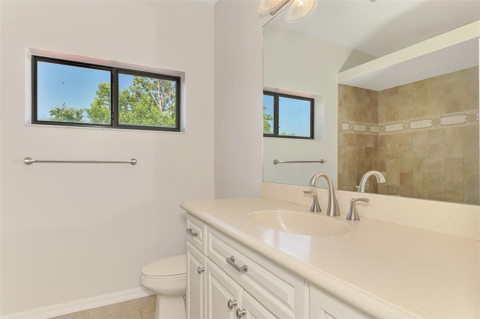 5684 EASTWIND DR, SARASOTA, FL, 34233