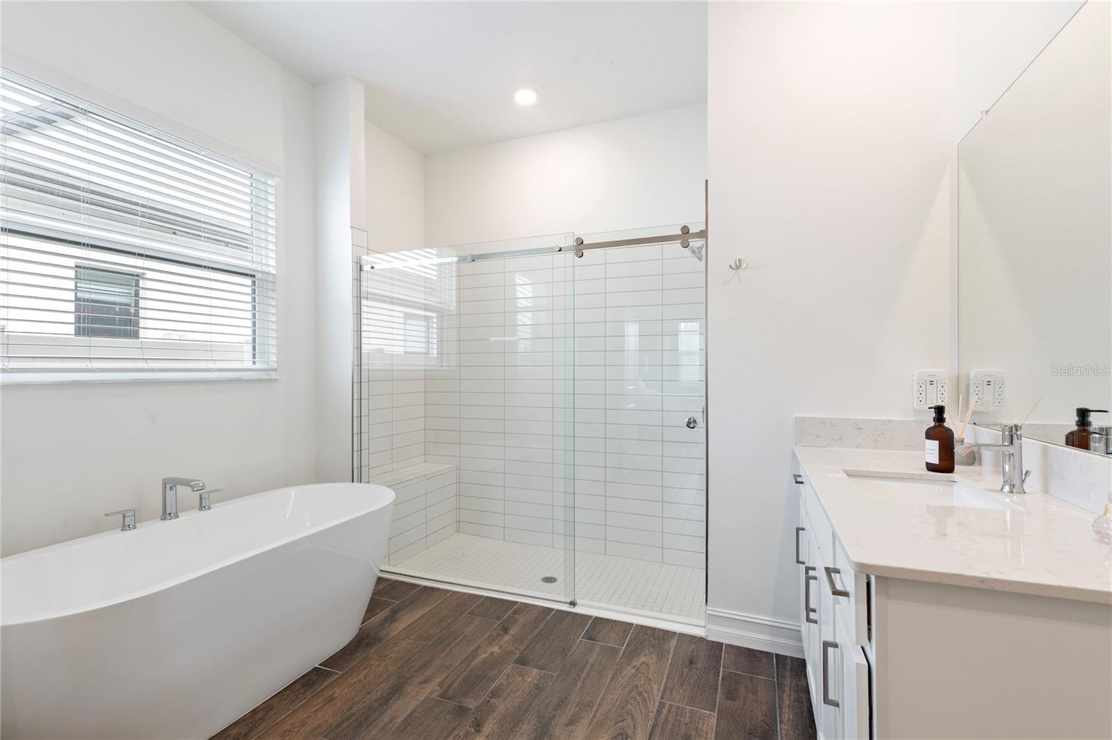 8692 LITTLE BLUESTEM DR, LAND O LAKES, FL, 34637