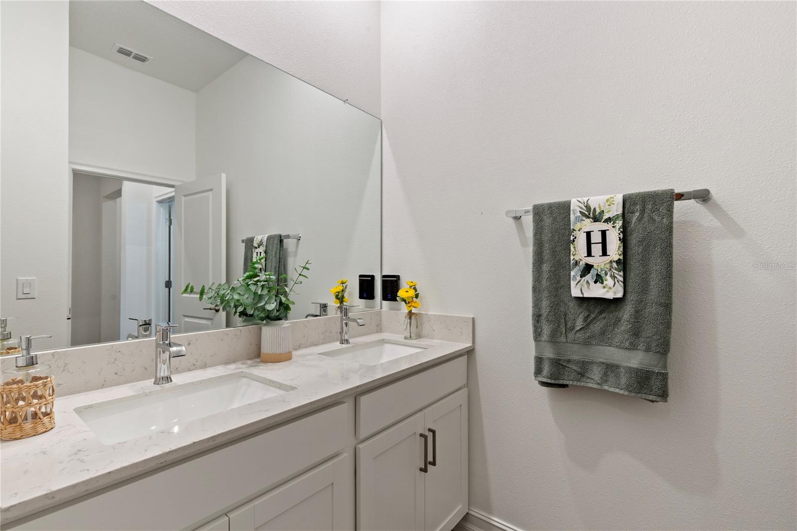 8692 LITTLE BLUESTEM DR, LAND O LAKES, FL, 34637