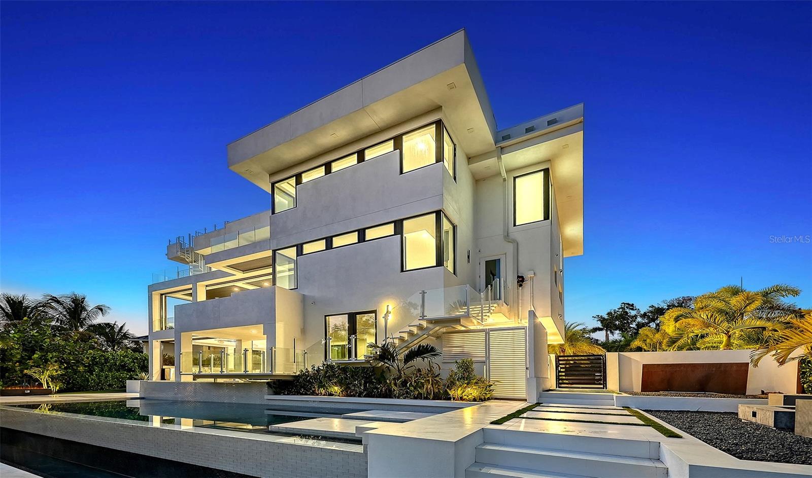 A4671493 Property Photo