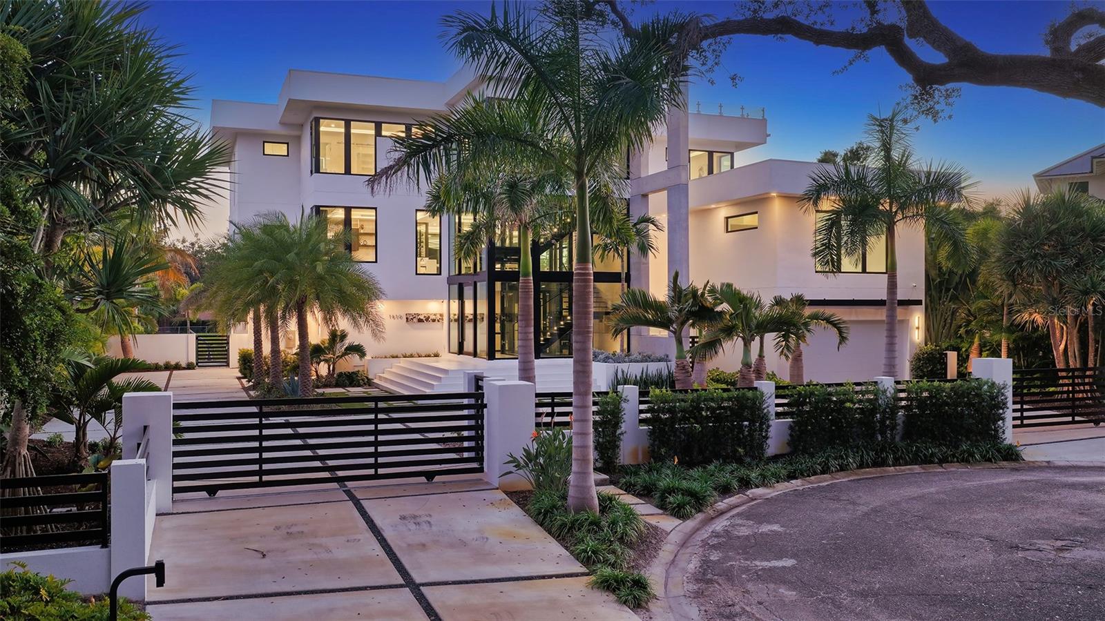 A4671493 Property Photo