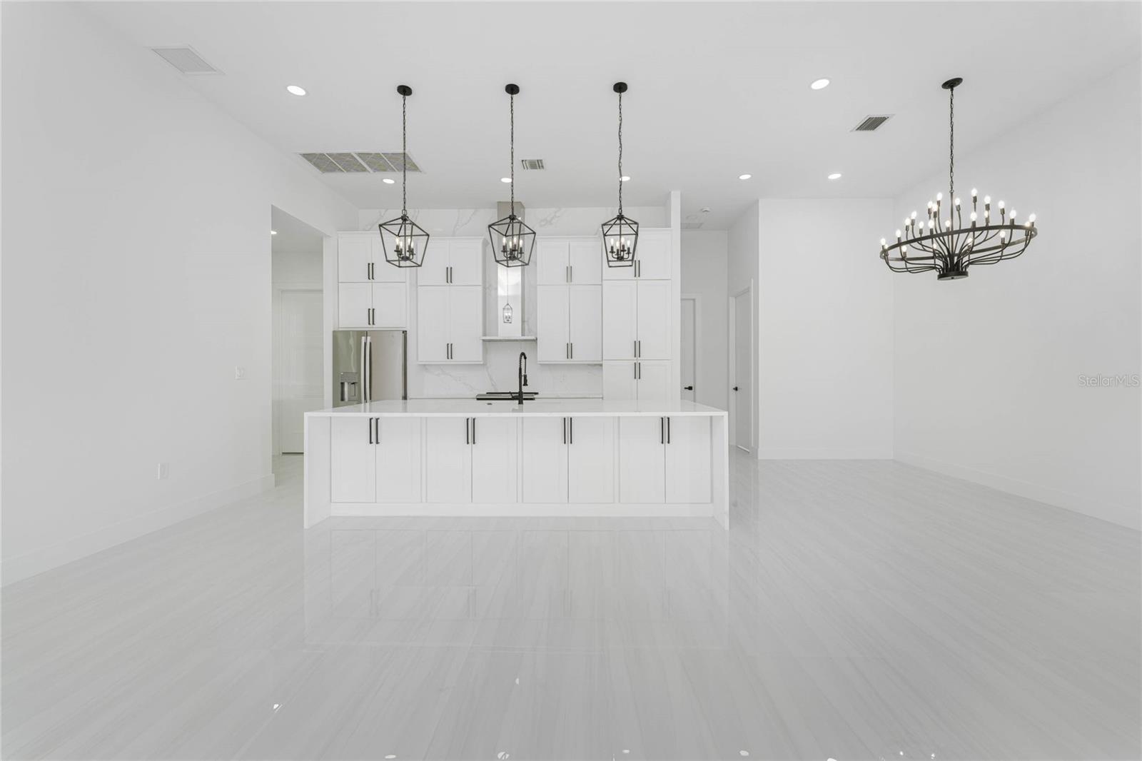 576 MCDILL DR, PORT CHARLOTTE, FL, 33953