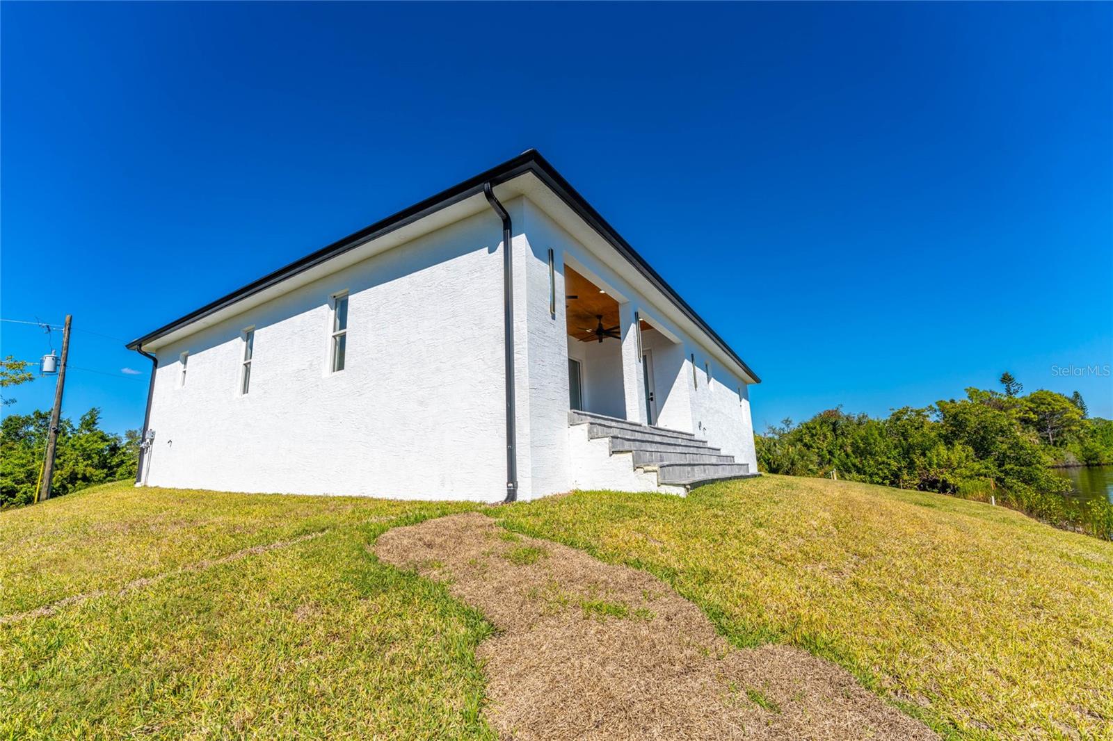 576 MCDILL DR, PORT CHARLOTTE, FL, 33953