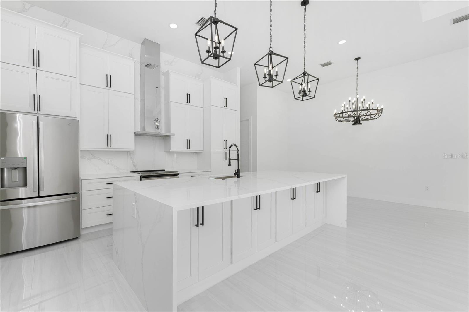 576 MCDILL DR, PORT CHARLOTTE, FL, 33953