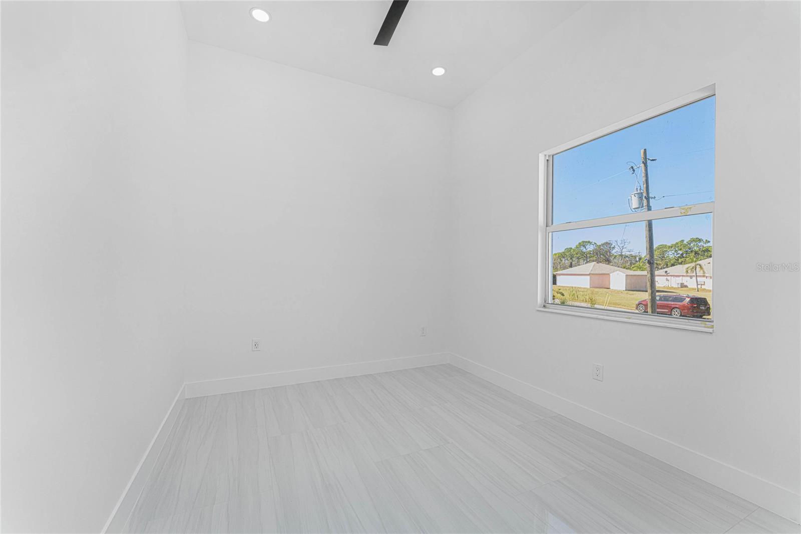 576 MCDILL DR, PORT CHARLOTTE, FL, 33953