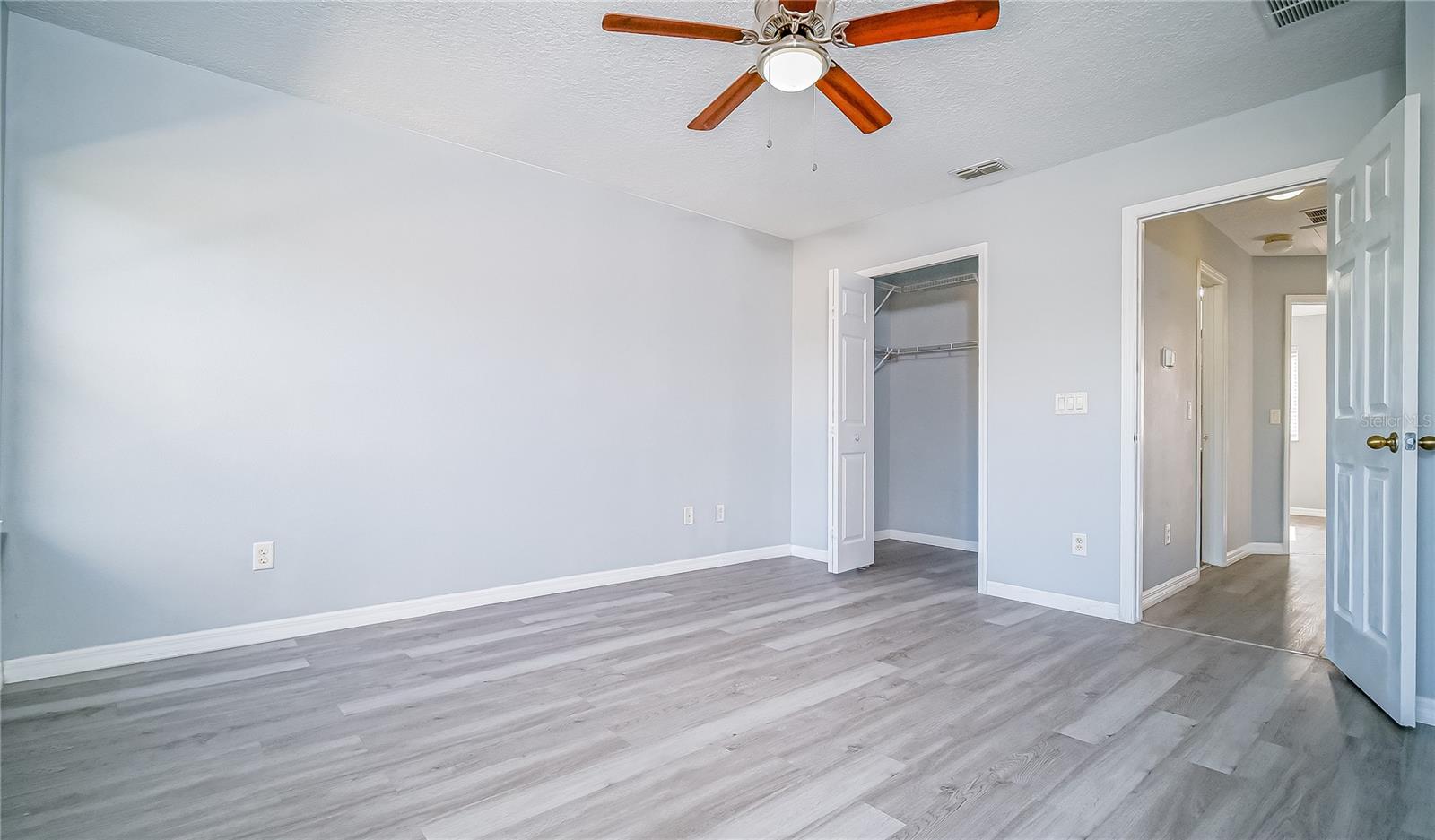 1288 S BEACH CIRCLE, KISSIMMEE, FL, 34746