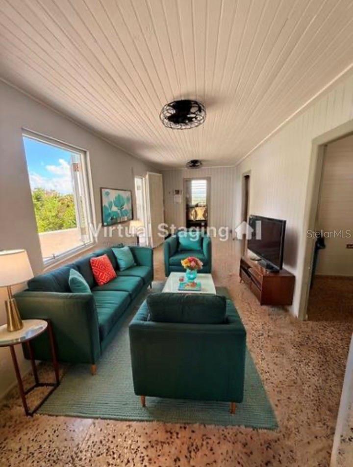 PR9117257 Property Photo