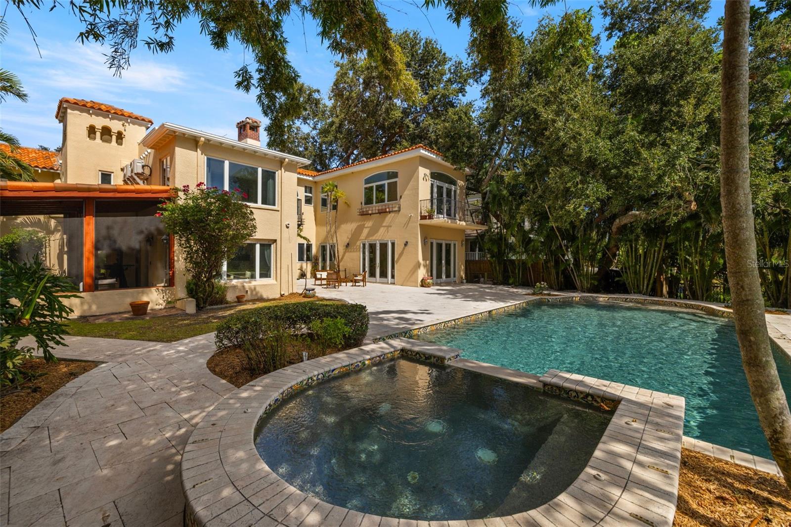 TB8446538 Property Photo