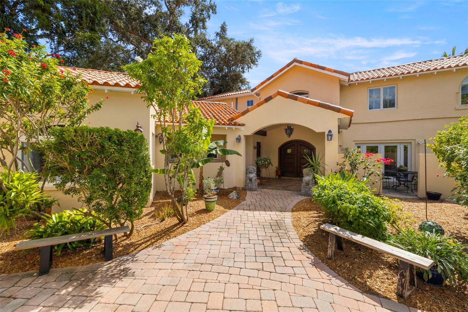 TB8446538 Property Photo