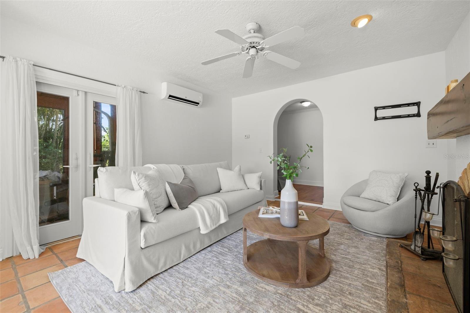 TB8446538 Property Photo