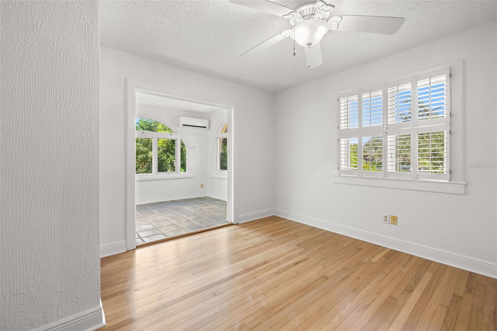 TB8446538 Property Photo