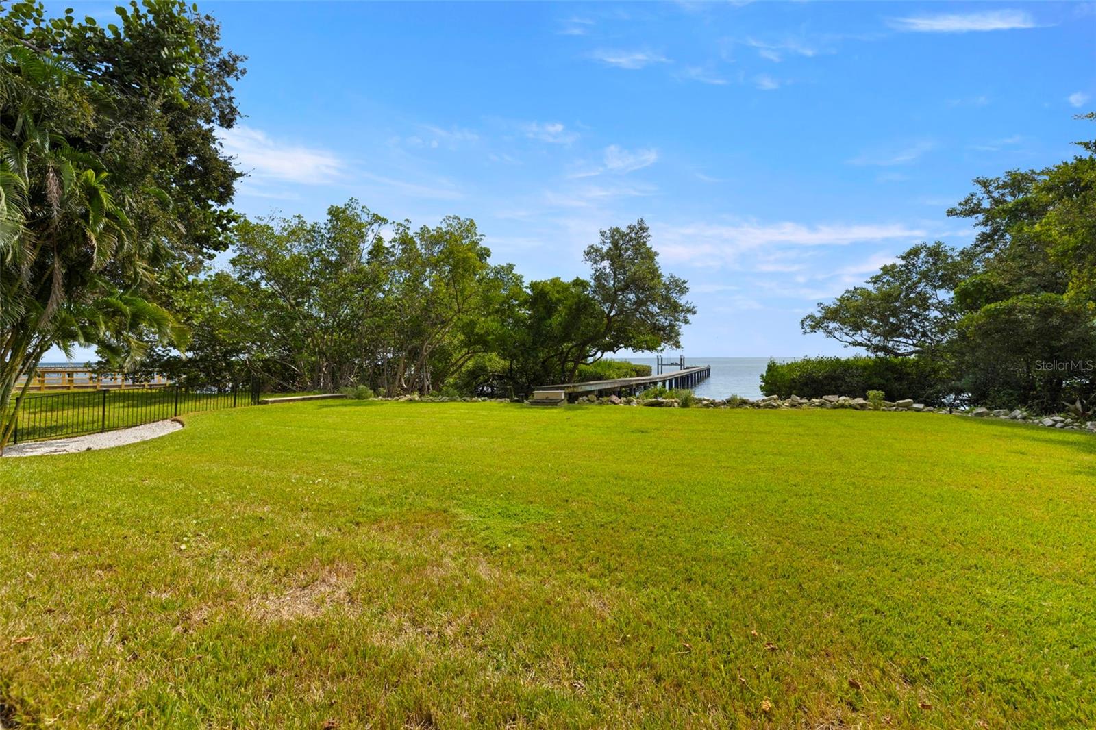 TB8446538 Property Photo