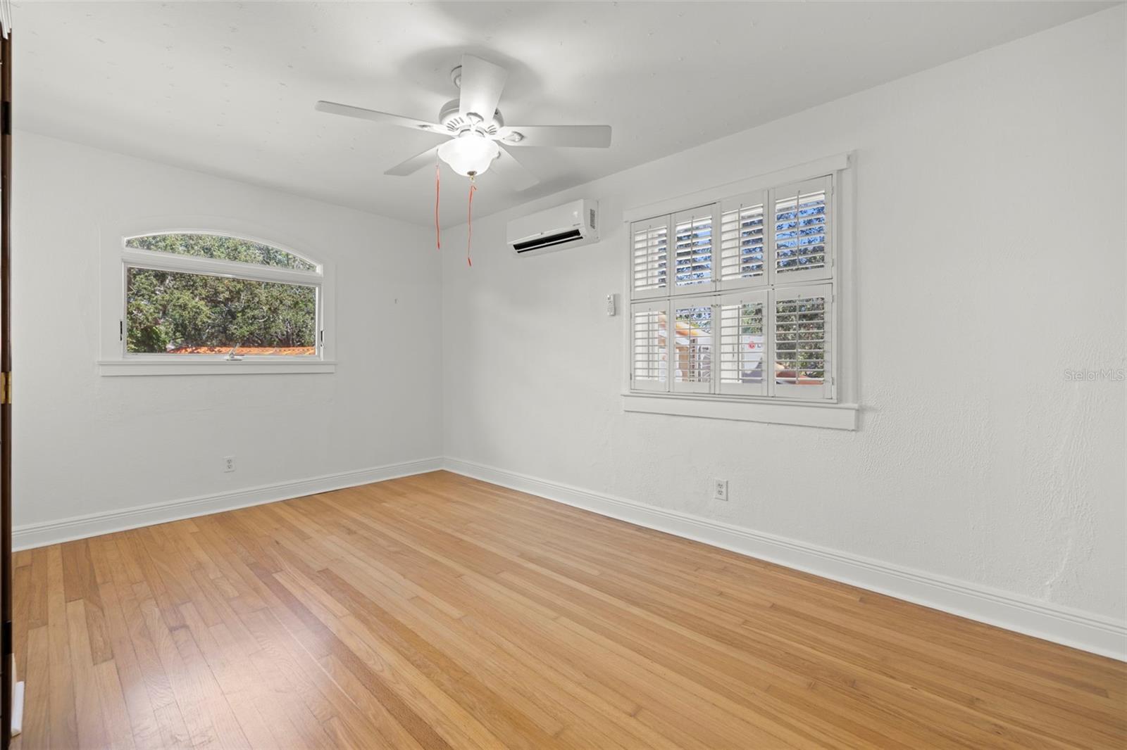 TB8446538 Property Photo