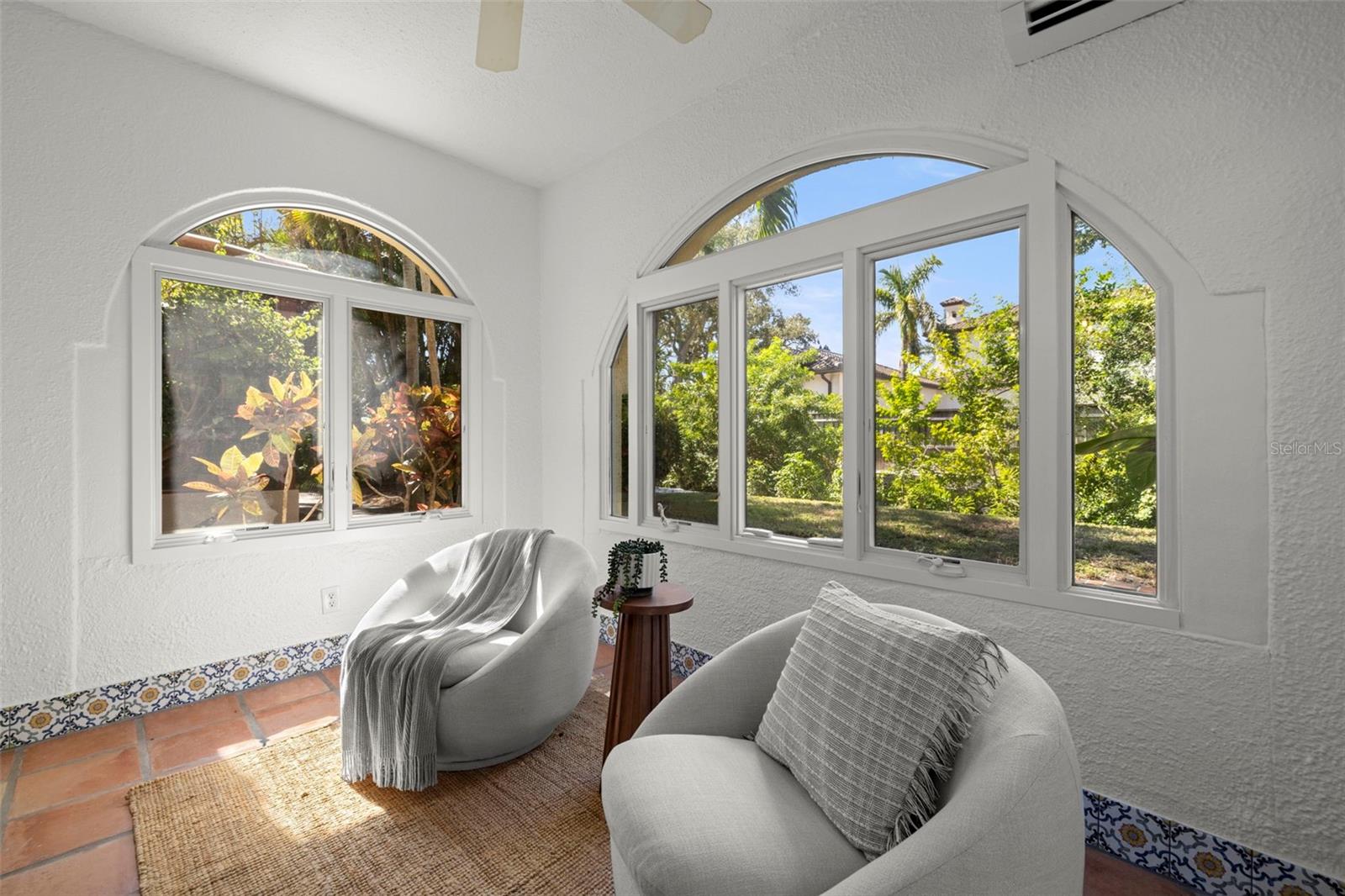 TB8446538 Property Photo