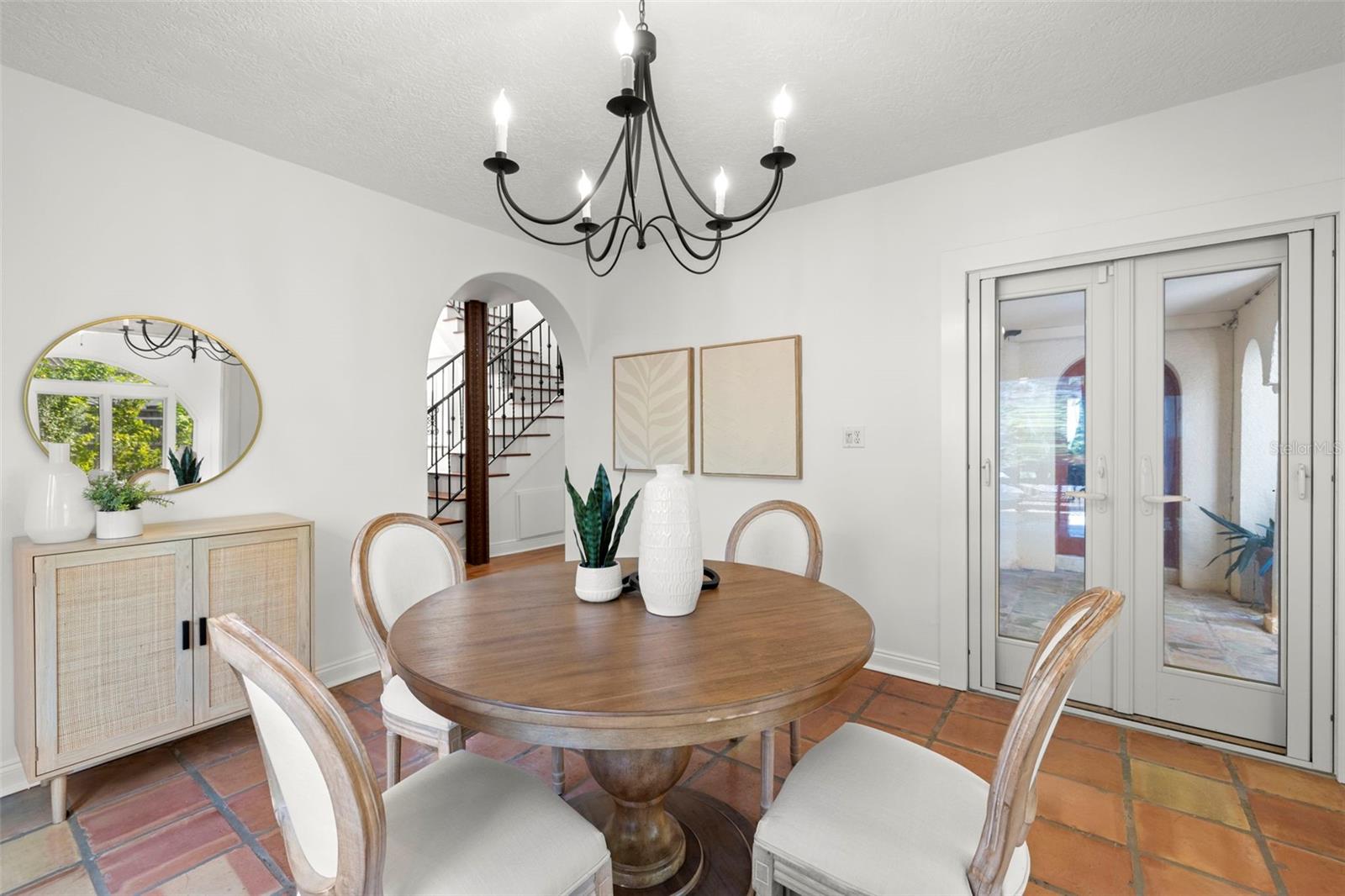 TB8446538 Property Photo