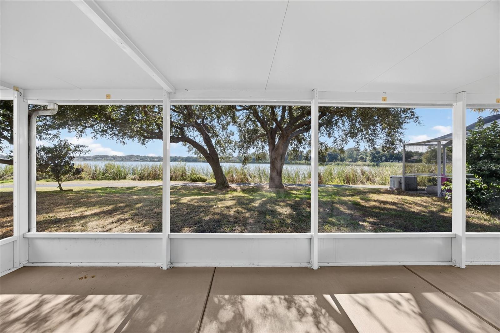 Your screened lanai ... your relaxing view ... your new home!