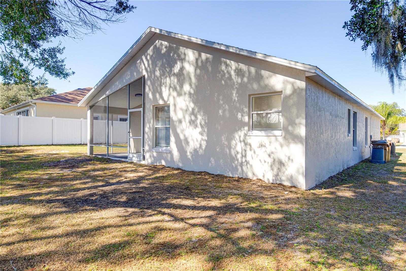 40042 PALM ST, LADY LAKE, FL, 32159