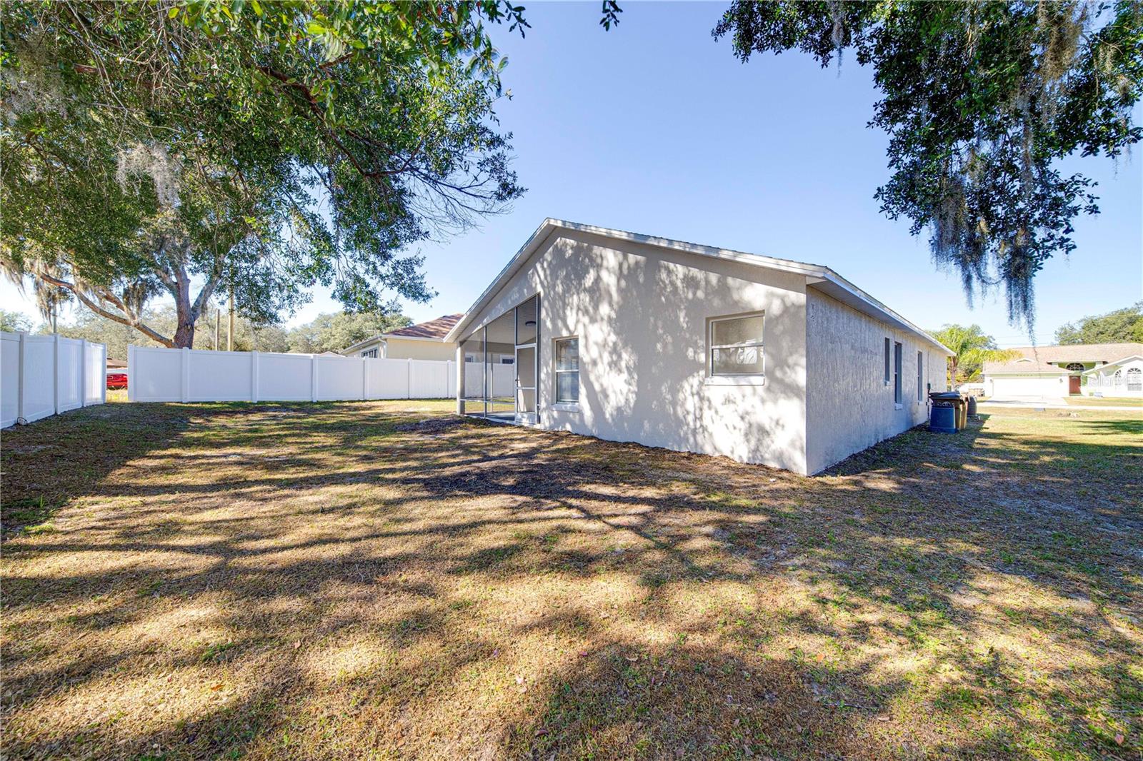 40042 PALM ST, LADY LAKE, FL, 32159