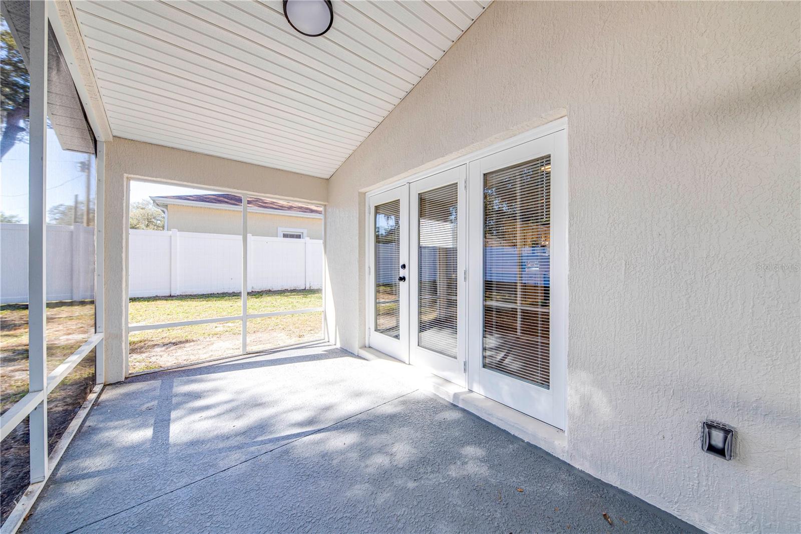 40042 PALM ST, LADY LAKE, FL, 32159