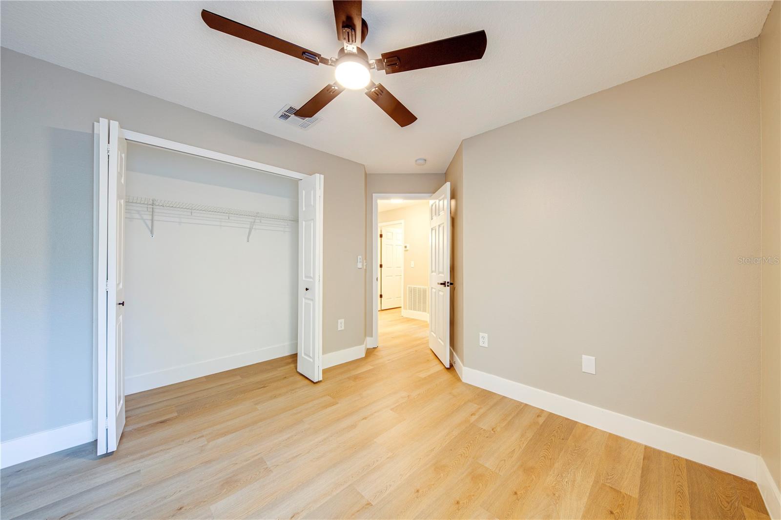 40042 PALM ST, LADY LAKE, FL, 32159