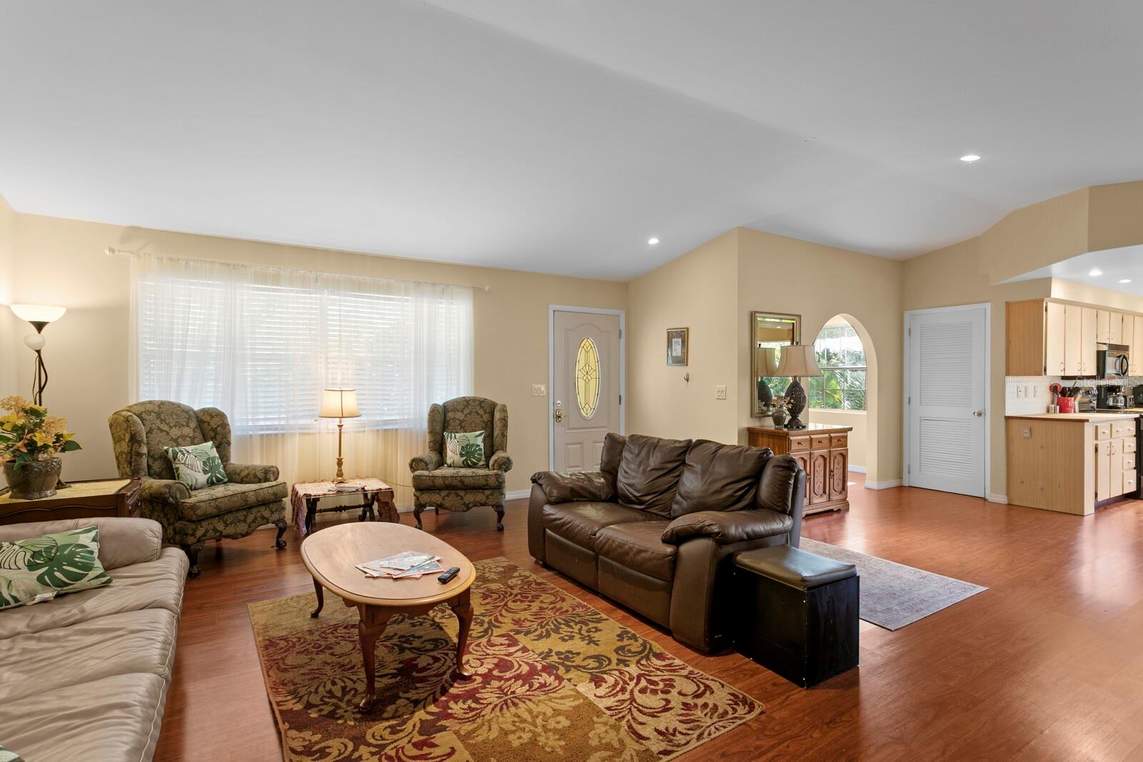 1343 HIGHLAND AVE, TARPON SPRINGS, FL, 34689