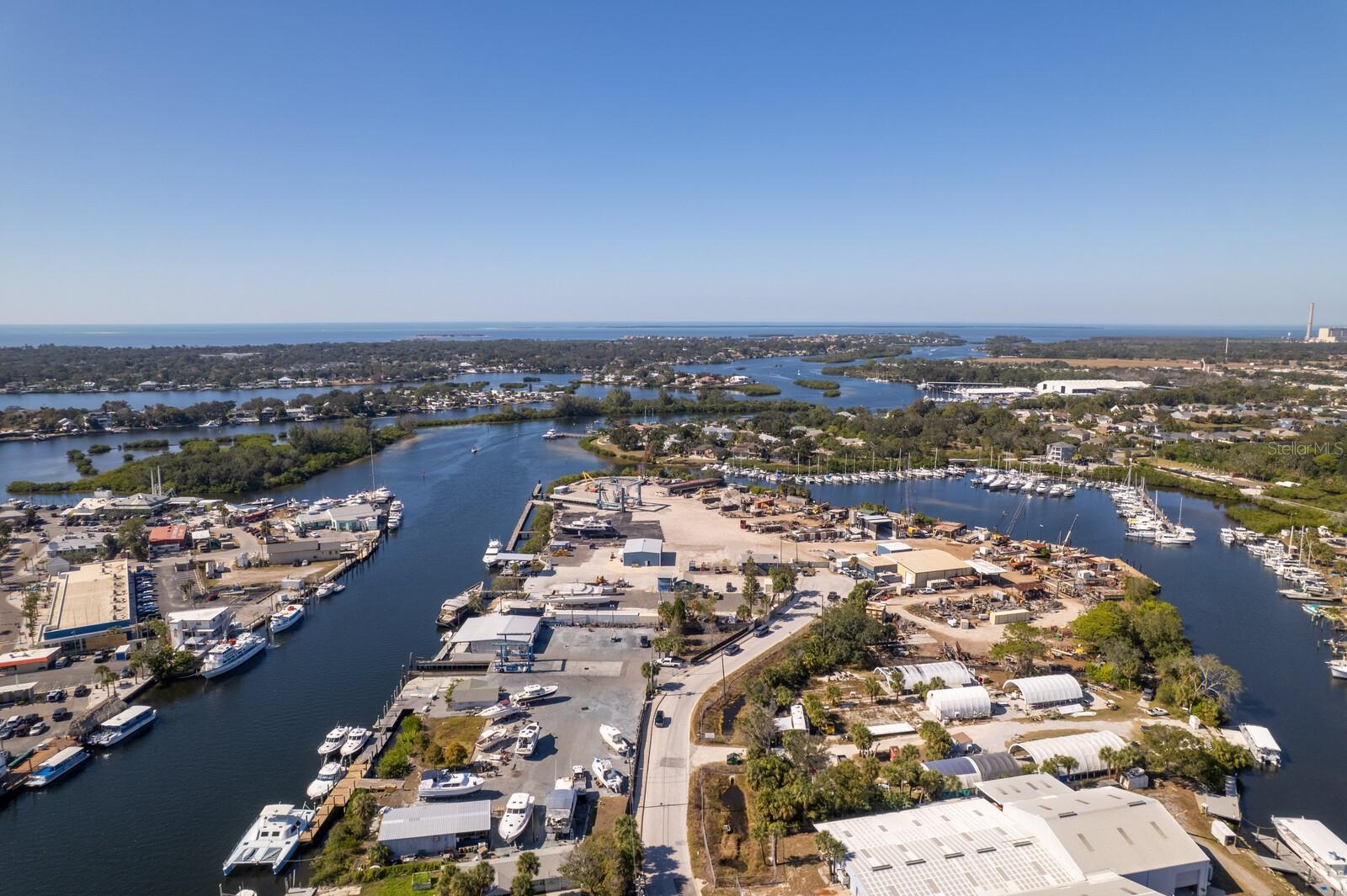 1343 HIGHLAND AVE, TARPON SPRINGS, FL, 34689