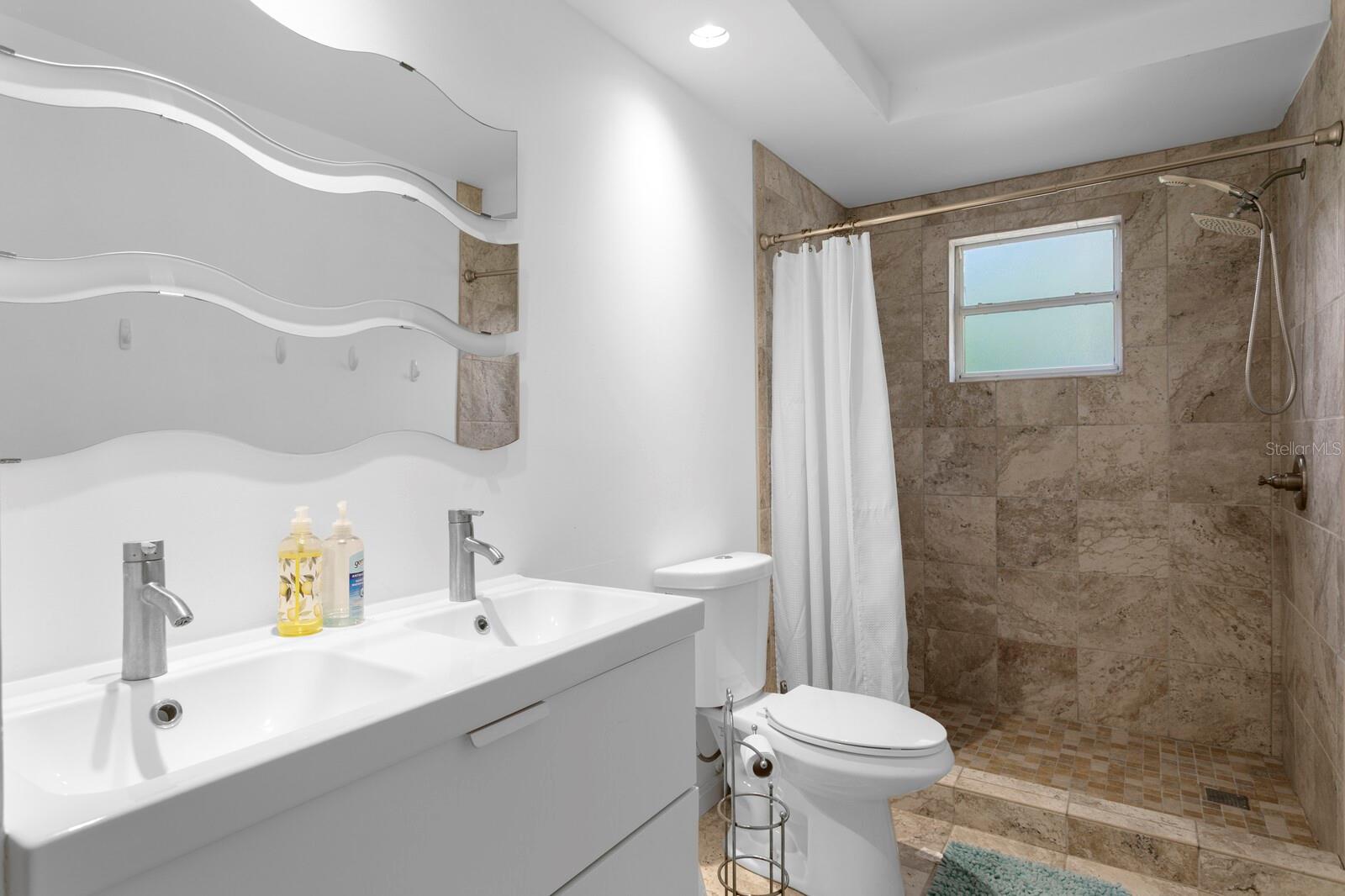 1343 HIGHLAND AVE, TARPON SPRINGS, FL, 34689