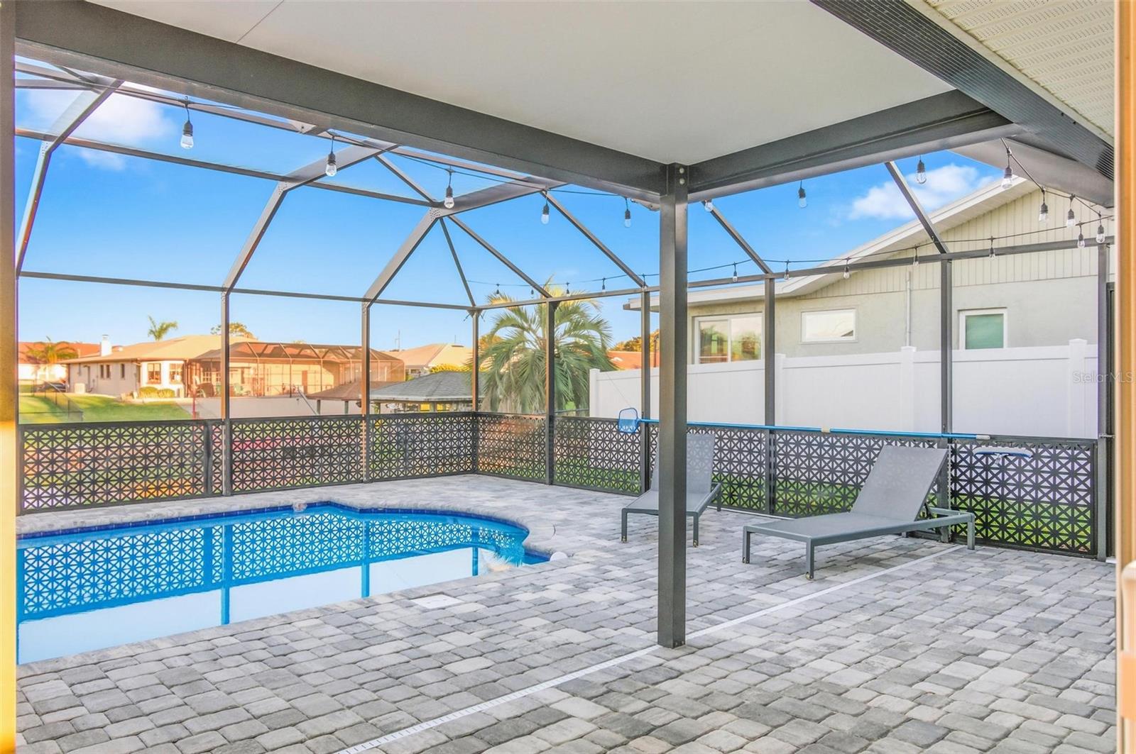 7 CLARENDON CT S, PALM COAST, FL, 32137