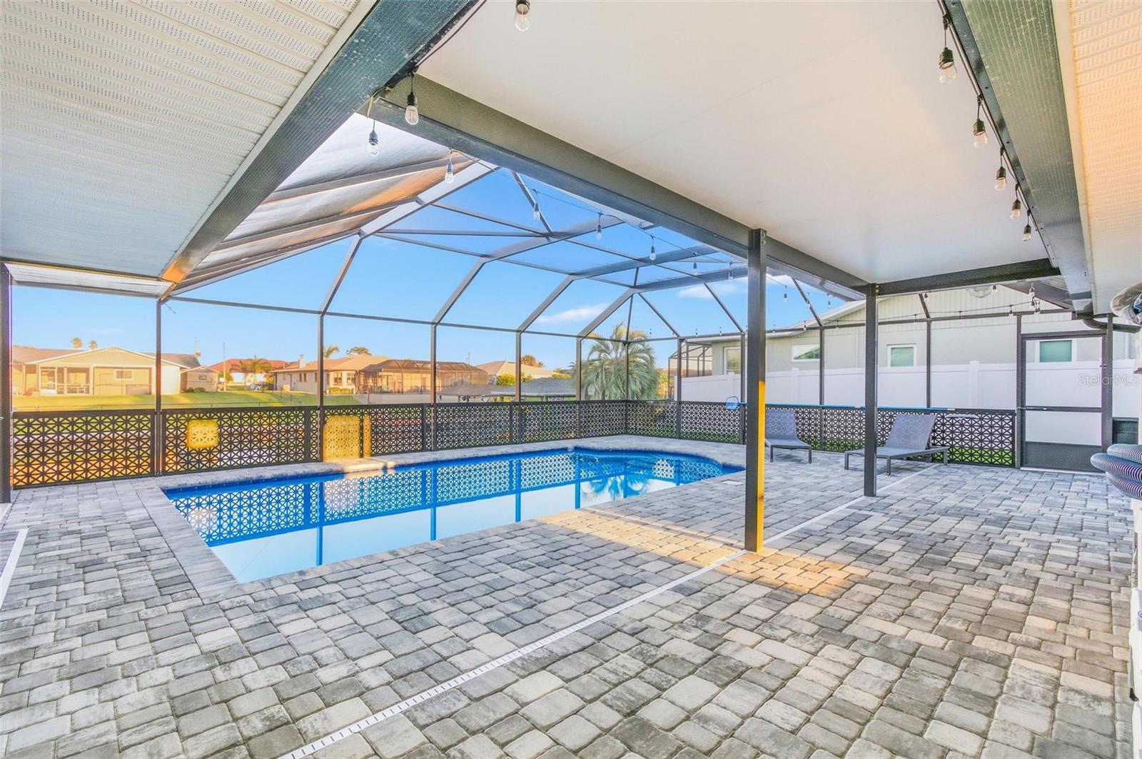 7 CLARENDON CT S, PALM COAST, FL, 32137