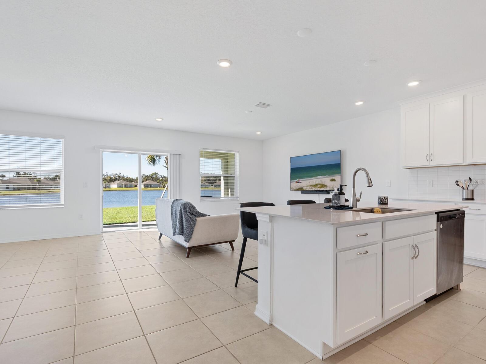 9975 LAST LIGHT GLN, PARRISH, FL, 34219